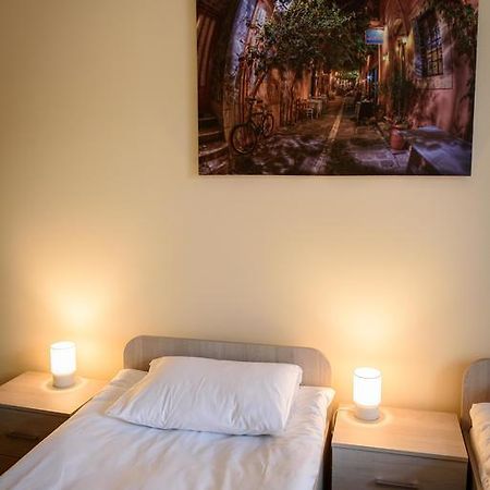 Apartamenty Walowa 4 Тарнув Экстерьер фото